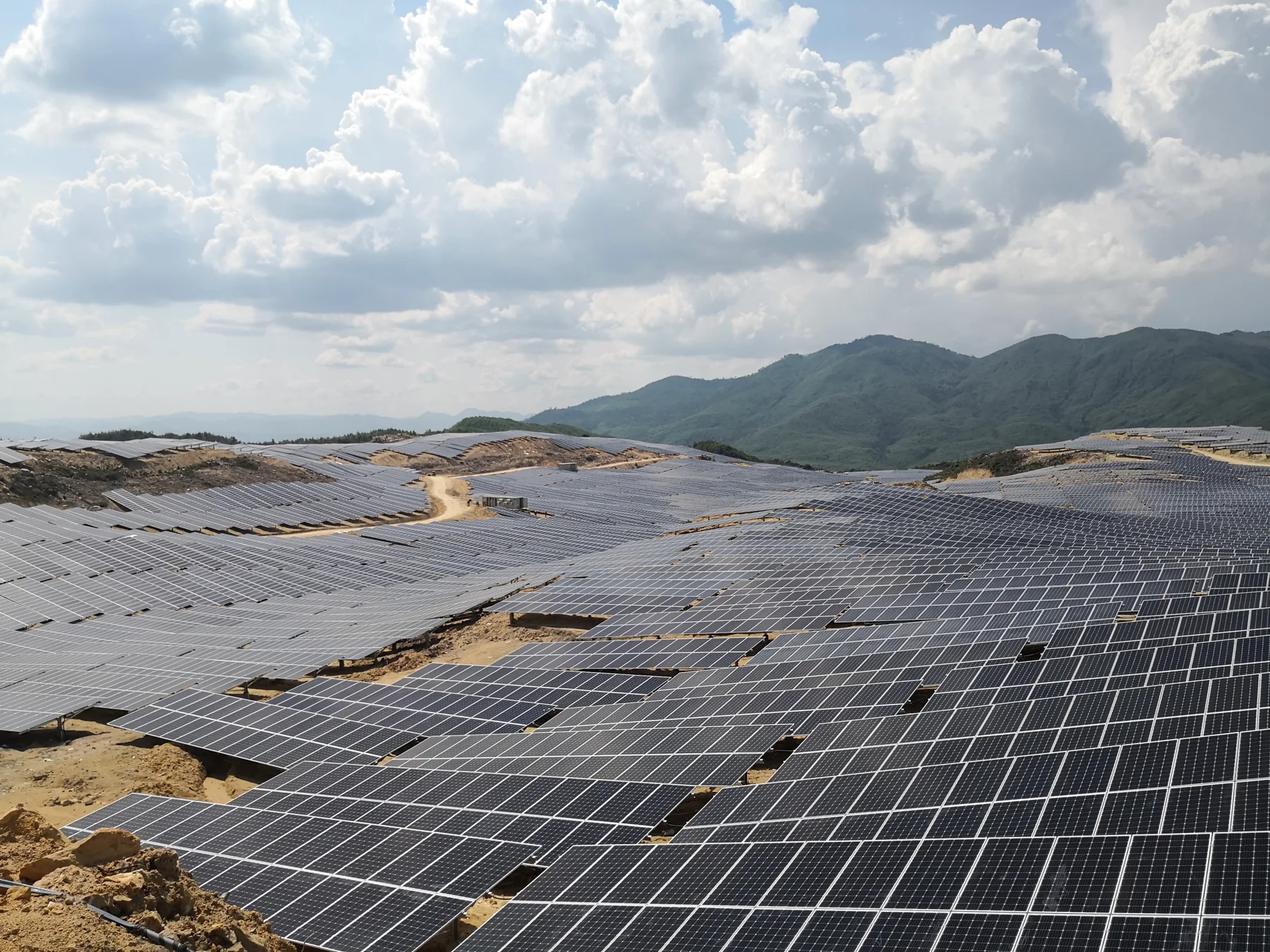 Yancheng Central Power Plant Supporting PV Project in Yancheng, China — project photograph 2