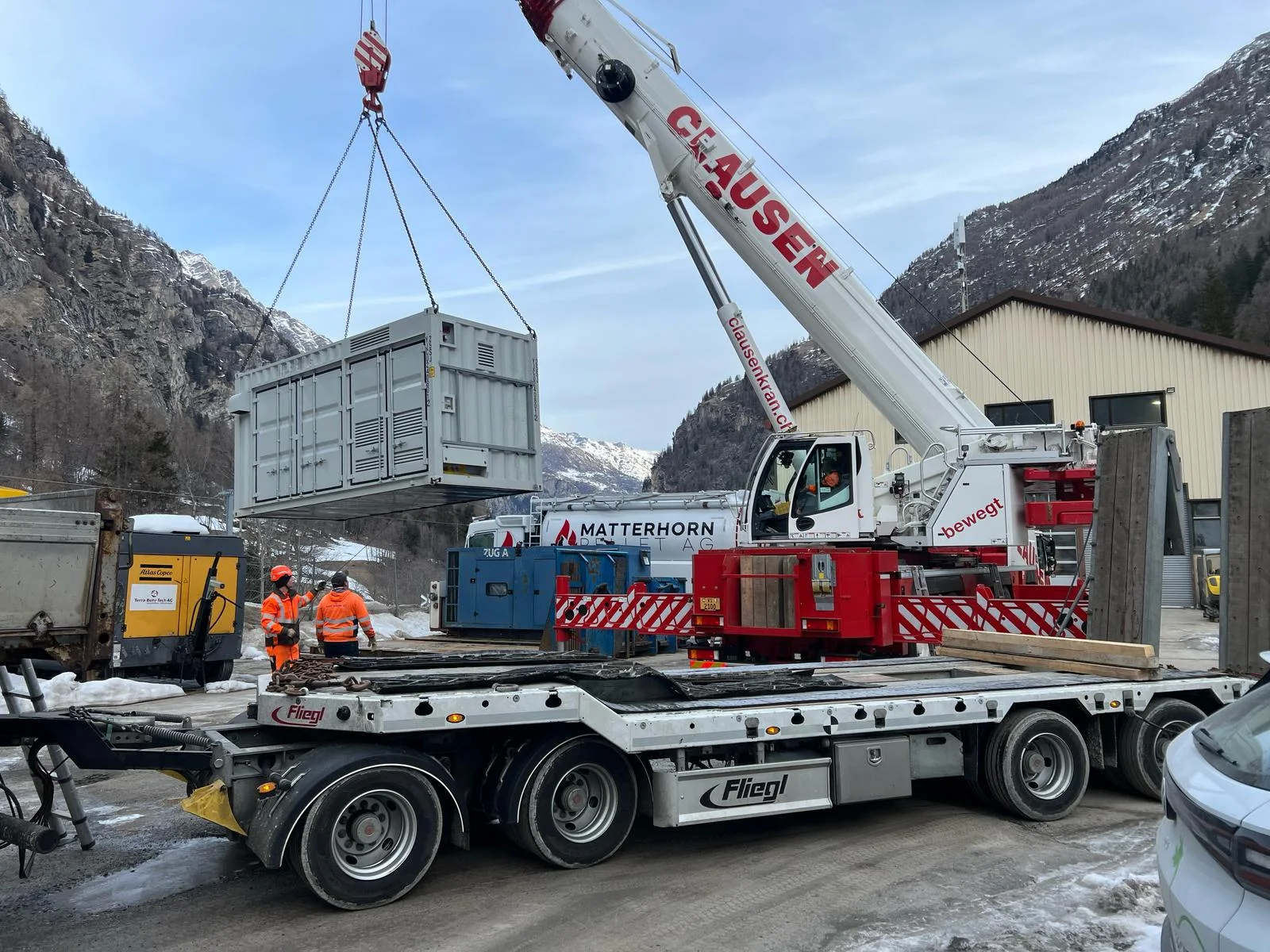 High-Voltage Independent Energy Storage Station in Switzerland — project photograph 3